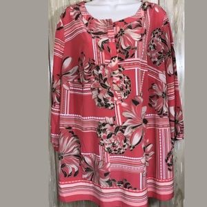 JM Collection Woman Floral Button Up Tunic